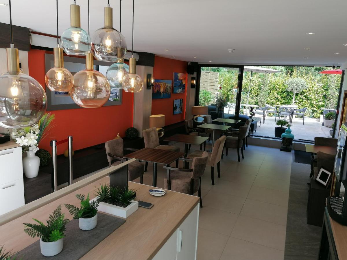 Hotel Miramar- Cap D'Antibes - La Garoupe Plage Kültér fotó
