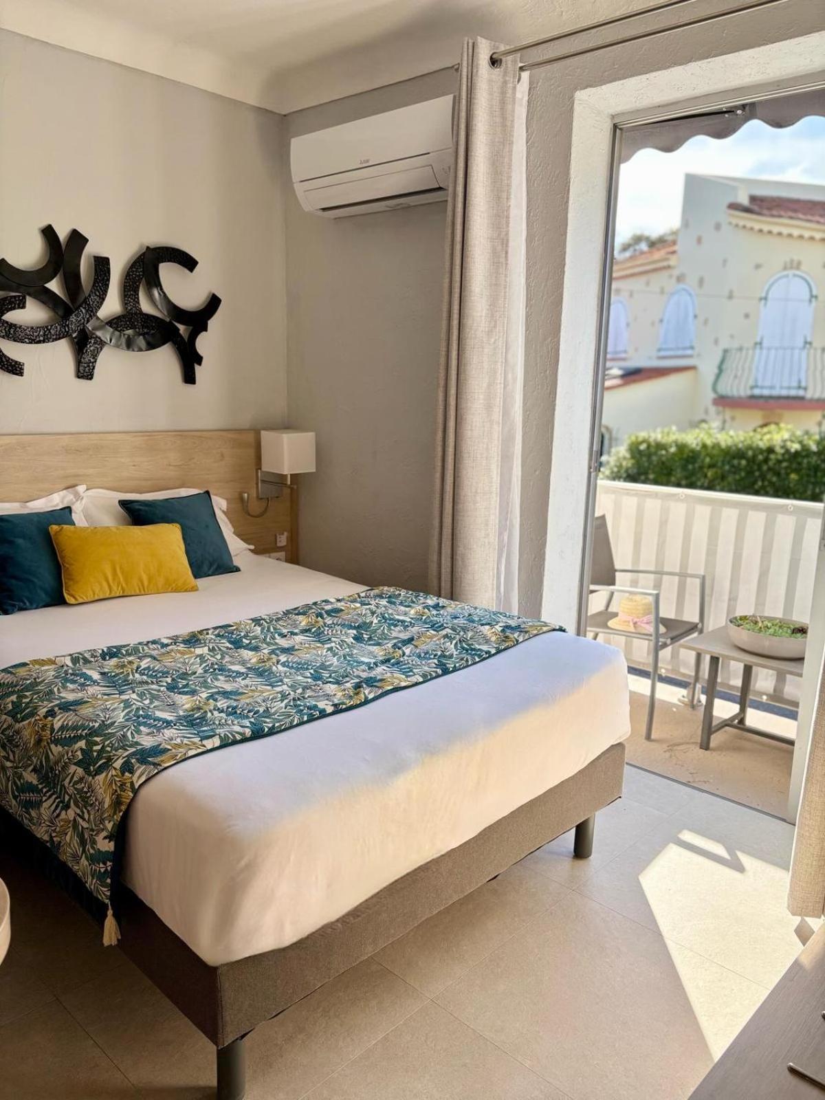 Hotel Miramar- Cap D'Antibes - La Garoupe Plage Kültér fotó